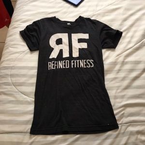 workout shirt